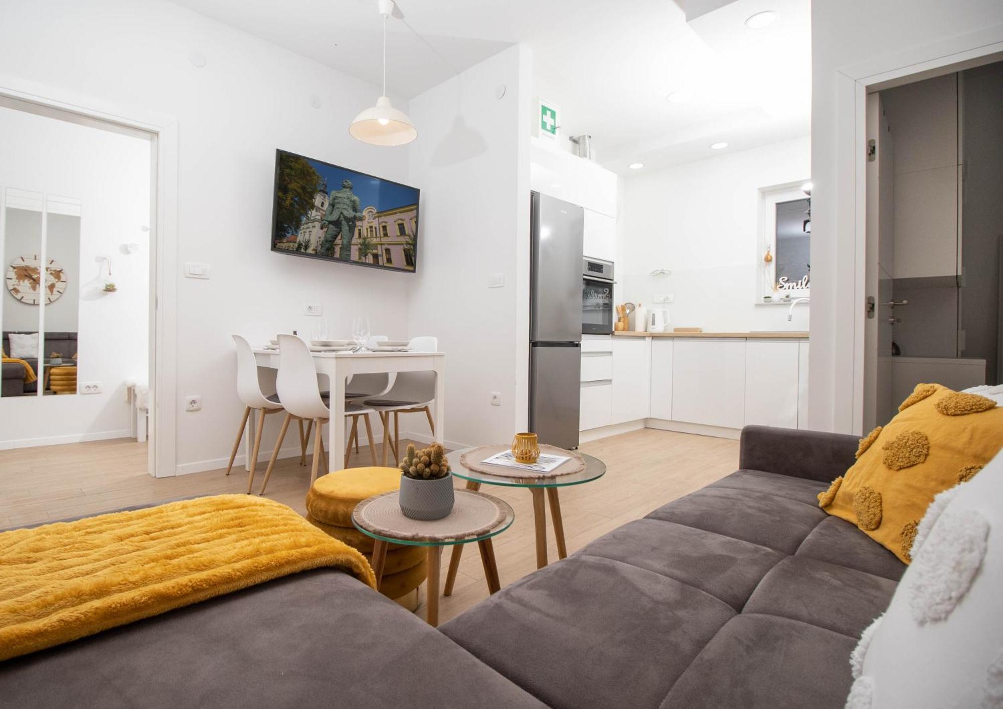 Apartman Maki Vinkovci Exterior foto