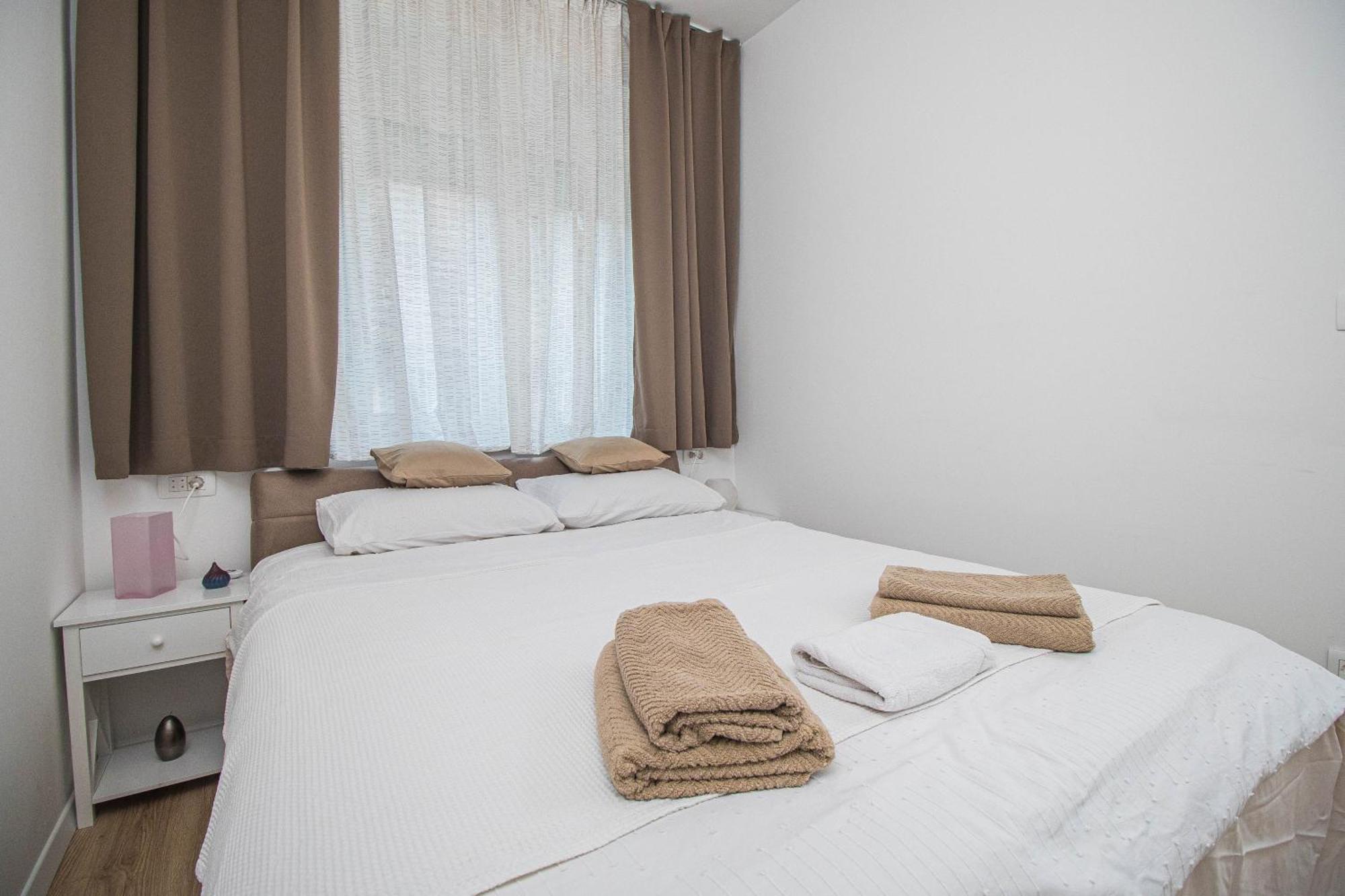 Apartman Maki Vinkovci Exterior foto