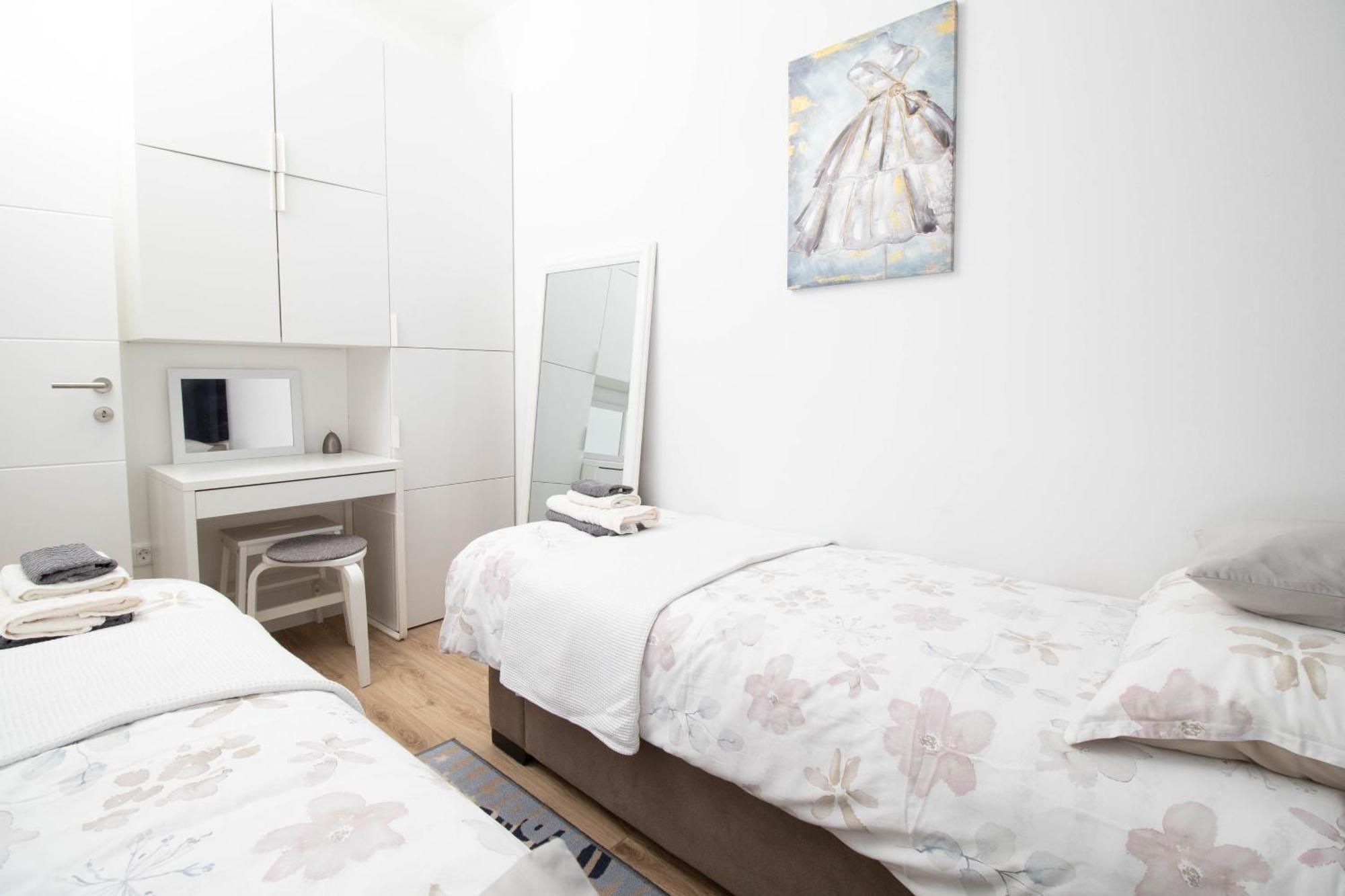 Apartman Maki Vinkovci Exterior foto